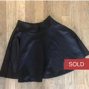 Black skater skirt